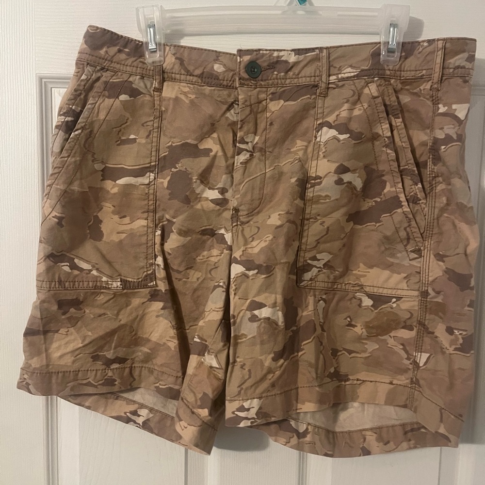 Anthropologie camouflage shorts